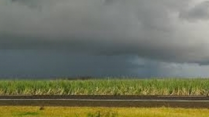 Temporais em duas regiões e pancadas de chuva em três; veja previsão de hoje