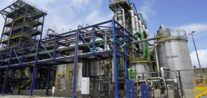 “É fundamental, é pra ontem, a gente descarbonizar, promover a energia renovável, salvar o planeta”, diz Alckmin em inauguração de biorrefinaria