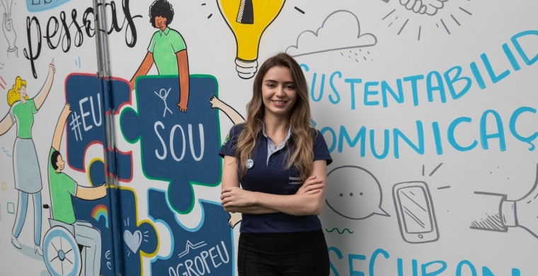 Beatriz Cordeiro, da Agropeu, está no livro Mulheres da Cana-de-Açúcar