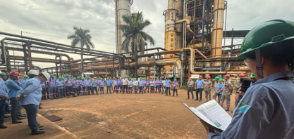 RAA promove momento de conscientização sobre limpeza e organização e entrega certificado de destaque do mês