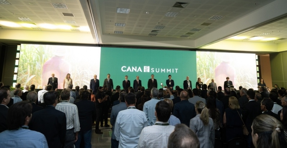 Cana Summit reúne importantes lideranças políticas e econômicas