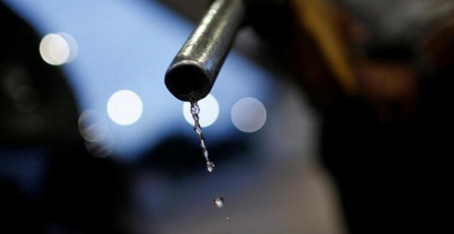 Bomba de combustível em posto de gasolina. Adriano Machado/Reuters