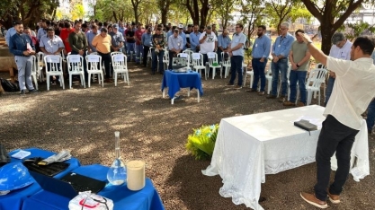 Alcoolvale inicia safra 2025/2026 com Culto Ecumênico