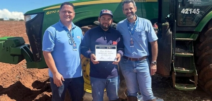Operador da Unidade Paulicéia é premiado entre os melhores do Brasil no plantio mecanizado