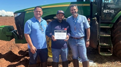 Operador da Unidade Paulicéia é premiado entre os melhores do Brasil no plantio mecanizado