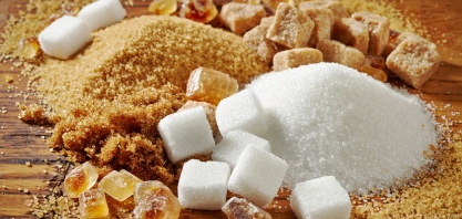 Balanço global de açúcar ganha superávit confortável de 3,7 mi ton na temporada 2025/26