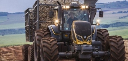 Conheça os detalhes do maior trator da Valtra, com 425 CV, um 3 integrantes da Série S6
