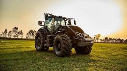 Valtra lançou na Agrishow 2025, seu maior trator, com 425 CV. O trator mais premiado do mundo