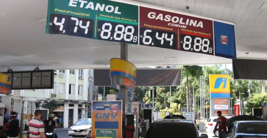 Postos de combustíveis da Ipiranga no Rio de Janeiro (Foto Tânia Rêgo/Agência Brasil)