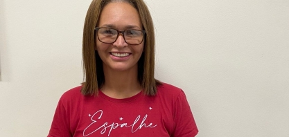 Elaine Cristina Brandão persistiu em seu sonho, superou o preconceito e conquistou o seu espaço atuando como tratorista