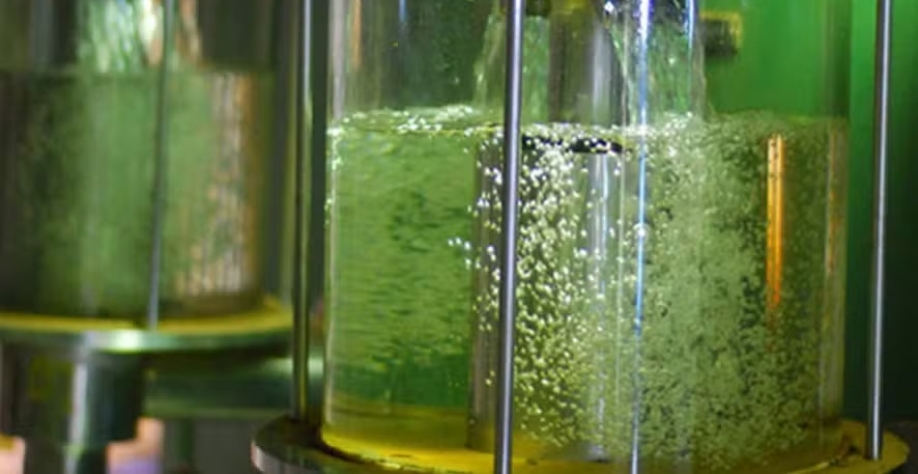 Forte valorização do barril do petróleo afetou os preços do etanol hidratado — Foto: Divulgação