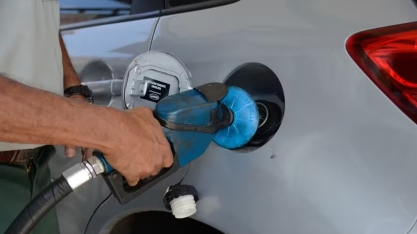 Após queda em março, vendas de etanol têm leve alta em abril