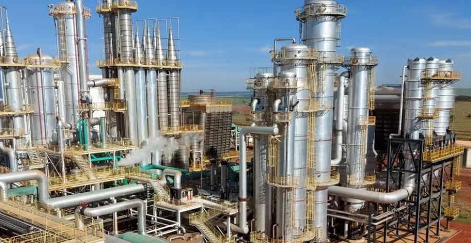 A Adecoagro abriu uma oferta de compra das US$ 415,644 milhões em notes com vencimento em 2027 que estão em circulação — Foto: Divulgação