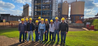 Alunos da UENP fazem visita técnica à indústria da Usina Enersugar