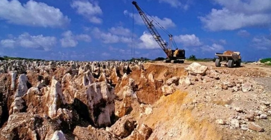 Local de mineração de fosfato em Nauru. AuscapeUniversalGetty