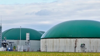 Biometano emite até 2,5 vezes menos CO2 do que eletricidade para veículos, aponta relatório