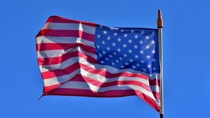 Amcham Brasil critica tarifa de 50% imposta pelos EUA e pede retomada urgente do diálogo bilateral