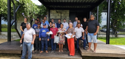 Usina Caeté participa da entrega de kits para apicultores da Palatéia