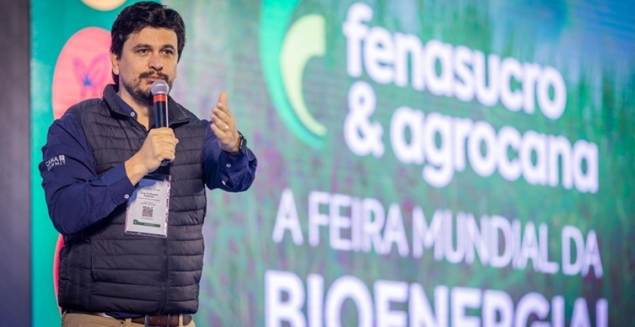 CEO da ORPLANA, José Guilherme Nogueira, enaltece a força dos canavicultores em painel da Fenasucro (Crédito: WTF Estúdio)