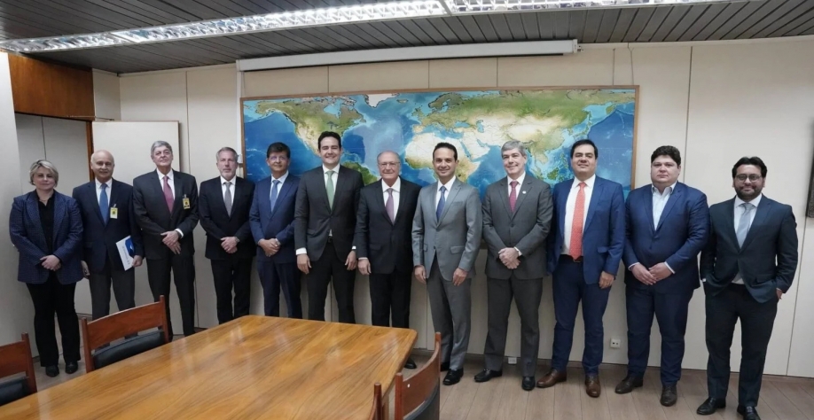 Presidente da SIAMIG Bioenergia, Mário Campos, participa de reunião com vice-presidente do Brasil e lideranças do setor sucroenergético