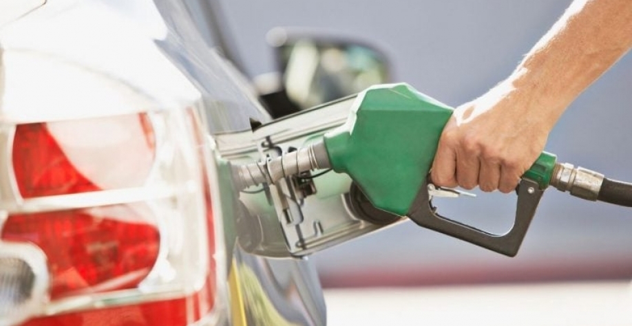 Bombeamento de gasolina. Tom Merton/Getty Images