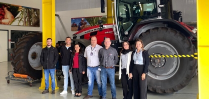 Parceria garante formação gratuita em máquinas agrícolas com alta tecnologia para jovens