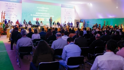 Caiado destaca avanço tecnológico do agro goiano em palestra em Holambra