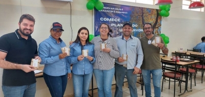 Grupo Unialco celebra Dia da Árvore com entrega de sementes de Ipê