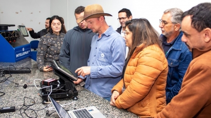New Holland desenvolve aulas de agricultura digital para colégios agrícolas do PR