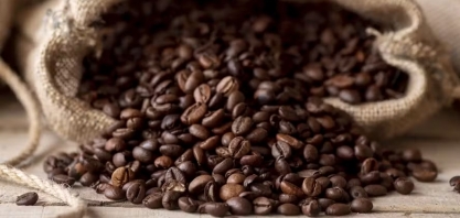 Preço do café sobe em Nova York com aperto nos estoques;  açúcar e suco de laranja também sobem.