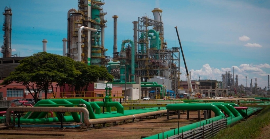 Refinaria Henrique Lage (Revap), em São José dos Campos (SP) (Foto: Ehder de Souza/Agência Petrobras)
