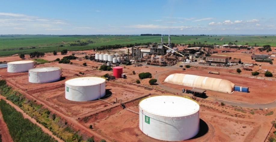 A unidade bateu recordes de moagem e produção de etanol no mês de agosto.