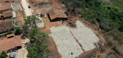 Após 13 anos, engenho de cana-de-açúcar volta a funcionar em Cedro, no Ceará