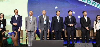 Hugo Motta defende ampliação da mistura de etanol na gasolina e reforça papel do Brasil na transição energética