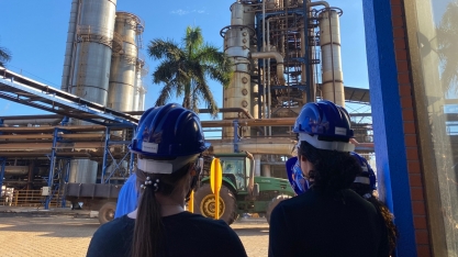 Acadêmicos da UEMS visitam instalações da RAA