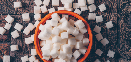 Açúcar recua ao menor patamar em quatro anos e mercado global reforça cenário de superávit