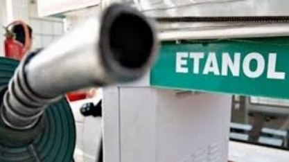 Etanol/ANP: preço sobe em 12 Estados, cai em 7 e no DF e fica estável em 7 na semana