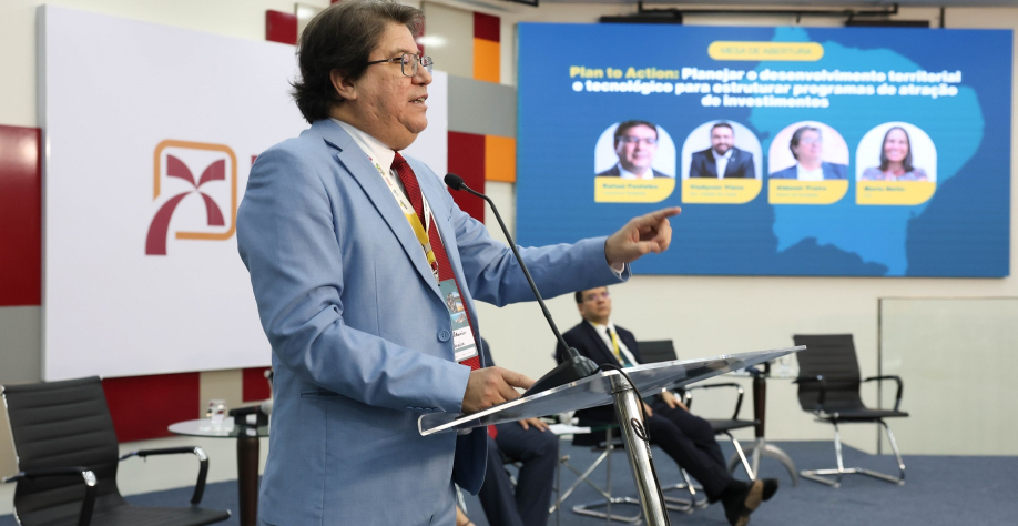 Diretor do BNB, José Aldemir Freire - Foto Fernando Cavalcante