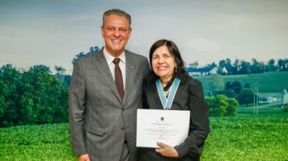 Brasil tem tecnologia para adotar até 60% de biológicos, diz Nobel da Agricultura