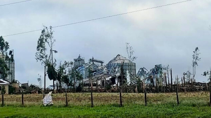 Com ventos de até 330 km/h, tornados destruíram propriedades rurais no Paraná