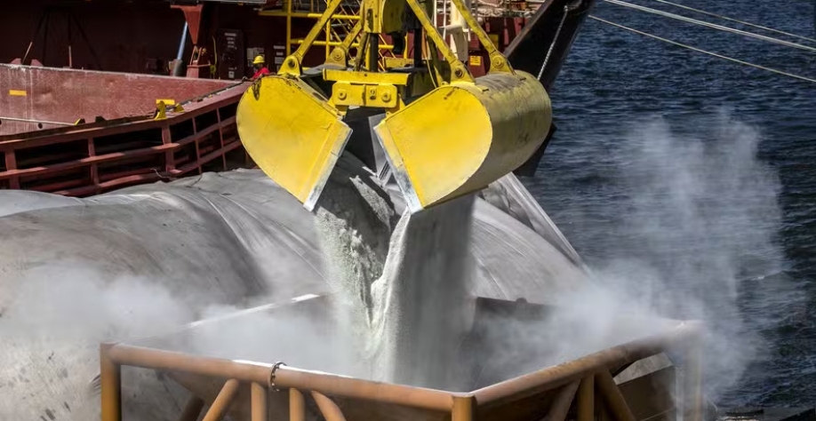 De janeiro a outubro, o Brasil importou 38,3 milhões de toneladas de fertilizantes, aumento de 4,6% frente ao mesmo período de 2024 — Foto: Cláudio Neves/Portos do Paraná