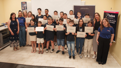 Projeto Mentes Curiosas, Robôs Criativos realiza formatura do Curso de Robótica
