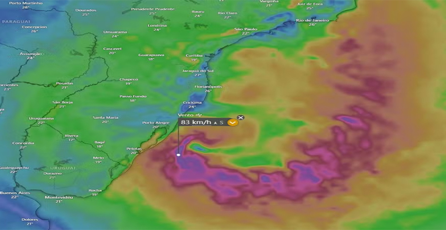 Ciclone sobre o oceano causa ventania no centro-sul — Foto: Windy/Reprodução