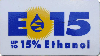 Trump afirma que governo trabalha em acordo sobre E15