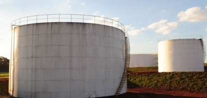 Estoques de etanol no Centro-Sul recuam 19,7% no início de 2026 com fim da moagem de cana