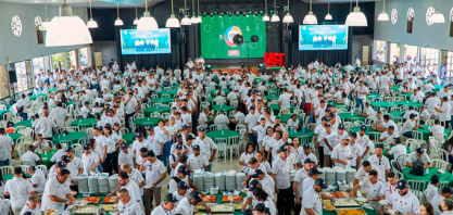 Usina Santa Terezinha premia 1.240 funcionários em evento