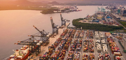 Porto de Santos avança para se tornar referência global em logística verde e conectada