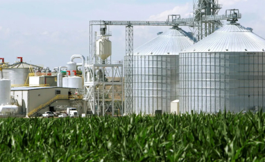 Preço do etanol reage a clima, custos e à política energética