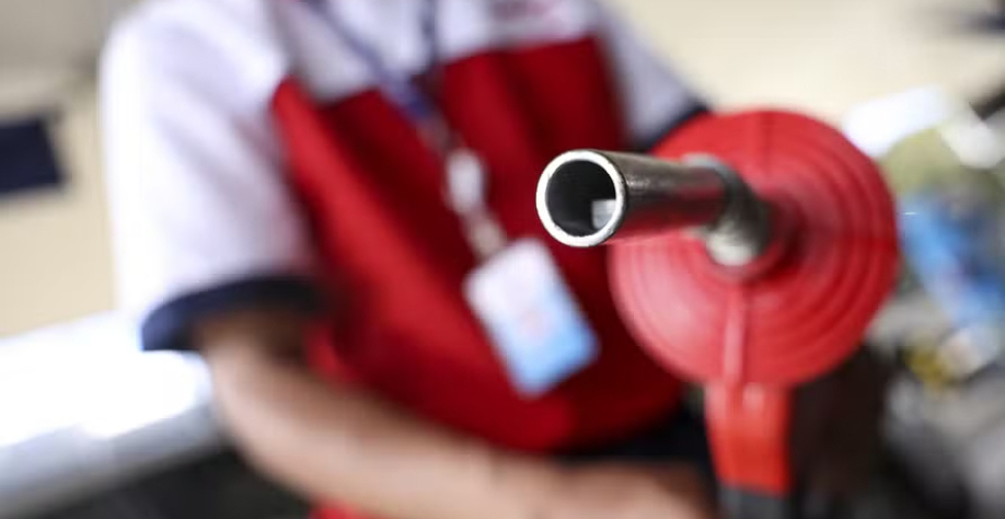 Etanol hidratado deve ocupar mais de 30% de participação no mercado de combustíveis de veículos leves — Foto: Marcelo Camargo/Agência Brasil