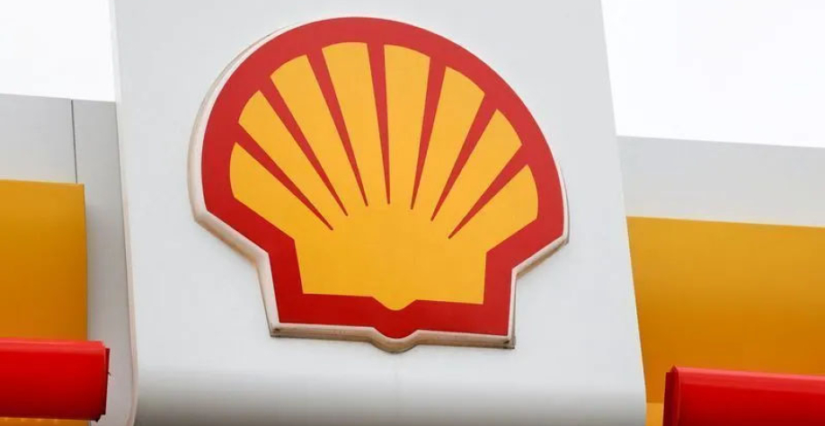FOTO DE ARQUIVO: Vista do logotipo de um posto de gasolina Shell no sudeste de Londres.  • FOTO DE ARQUIVO: Vista do logotipo de um posto de gasolina Shell no sudeste de Londres, Grã-Bretanha, 2 de fevereiro de 2023. REUTERS/May James/Foto de Arquivo